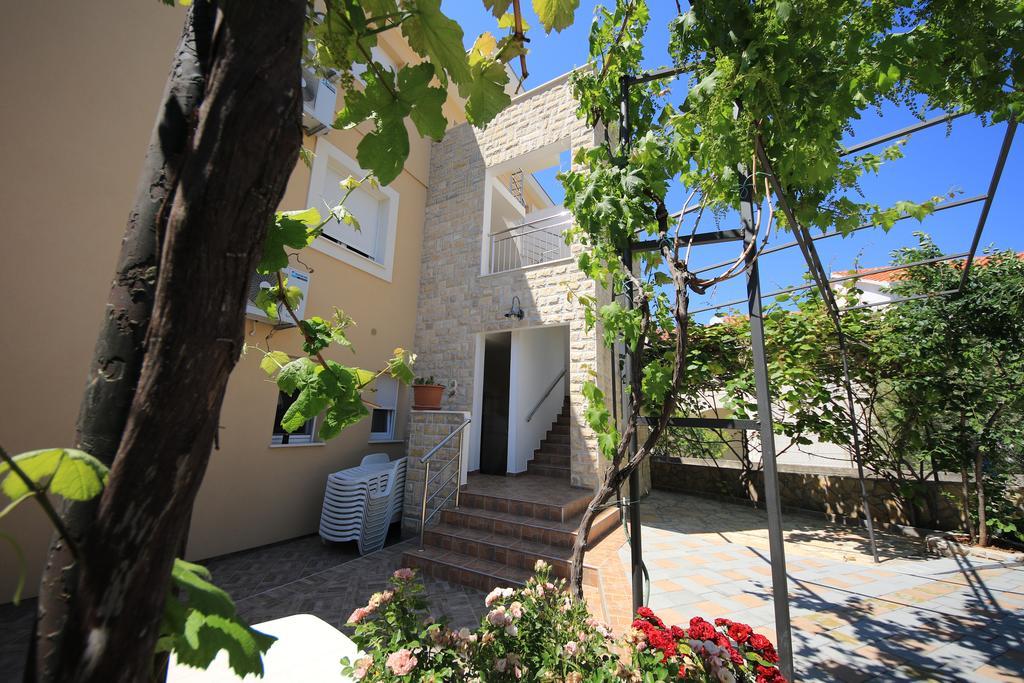 Apartments Superba โบรดาริตซา ภายนอก รูปภาพ